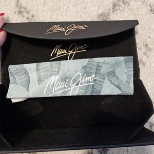 Maui Jim sunglass case and wipe cloth